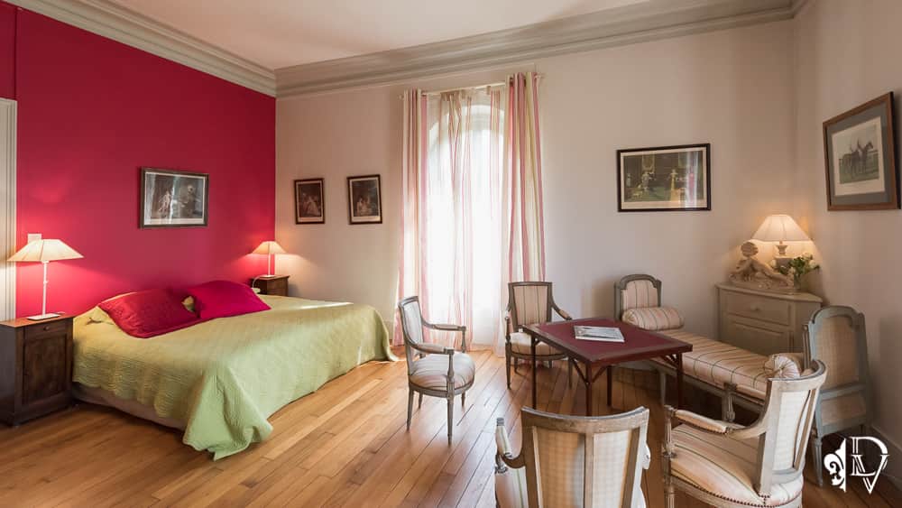 Chambre maison en location - Les demoiselles à versailles