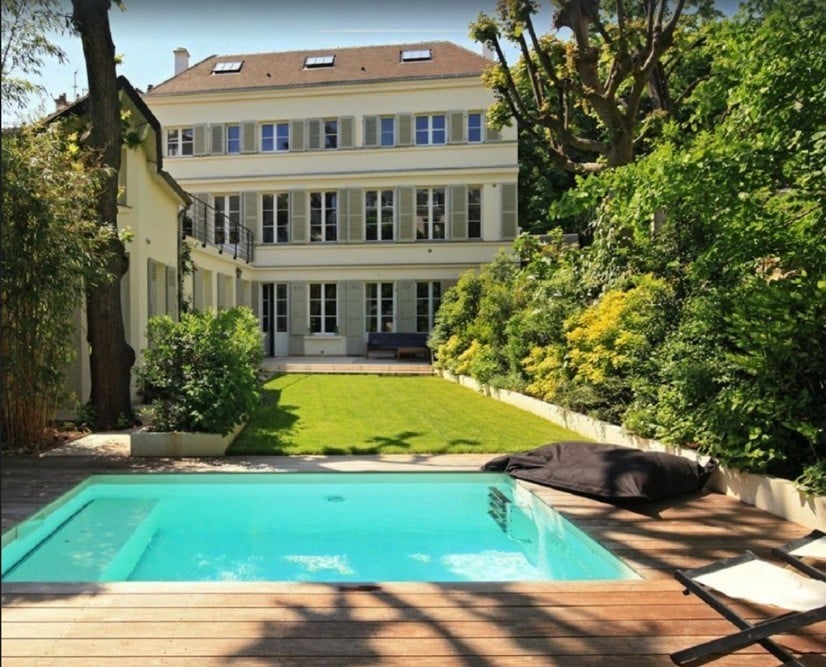 Villa avec piscine à Paris extérieur
