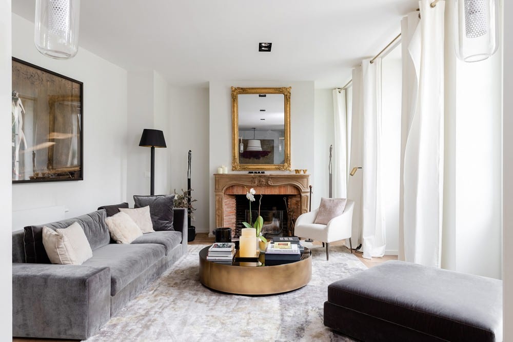 Villa avec piscine à Paris salon