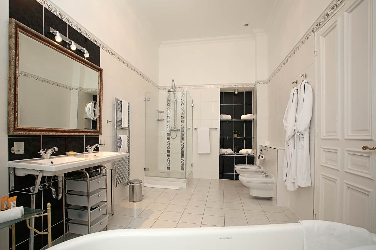 Le Manoir Parisien salle de bain