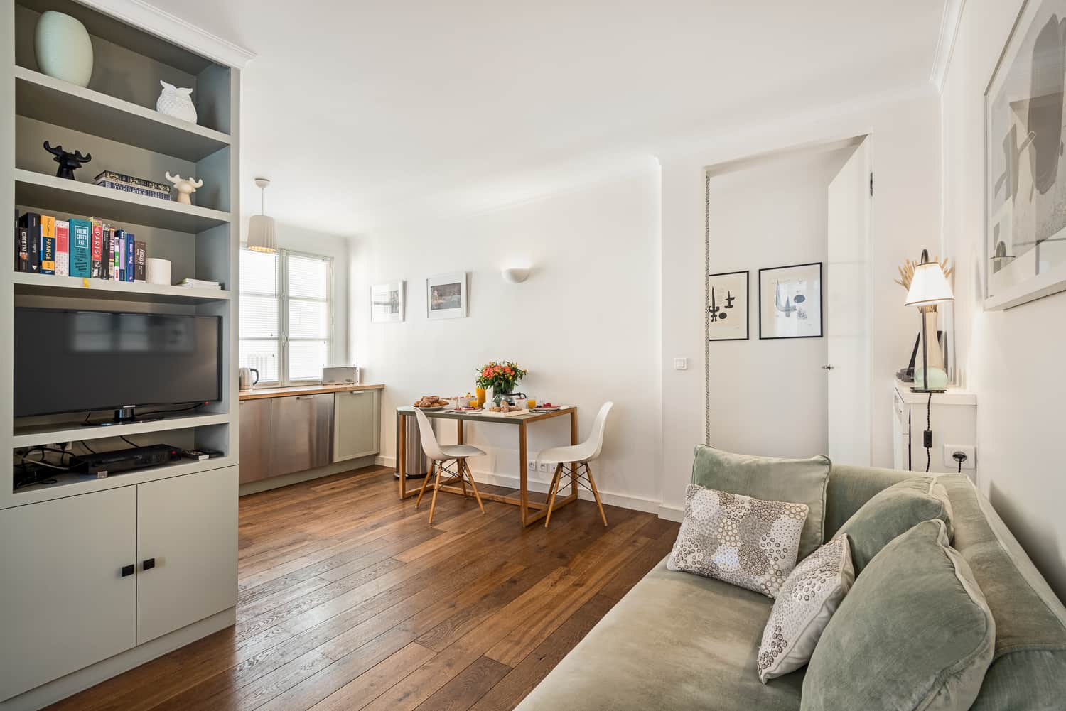 Le Saint-Germain 1 bedroom salon