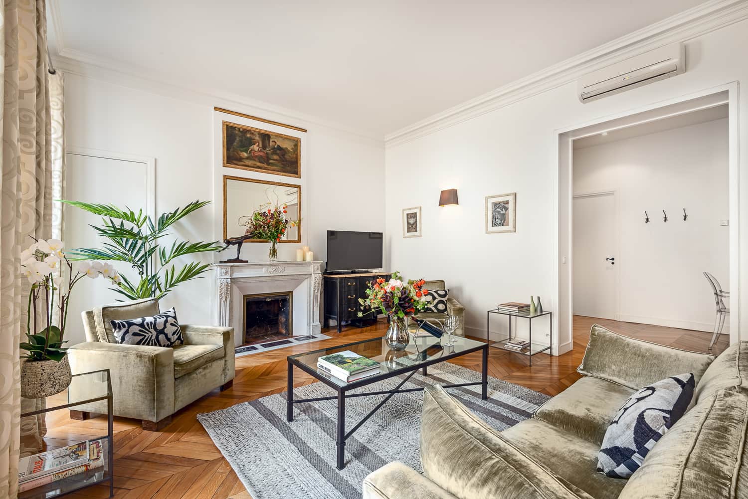 Le Saint-Germain 2 bedrooms salon