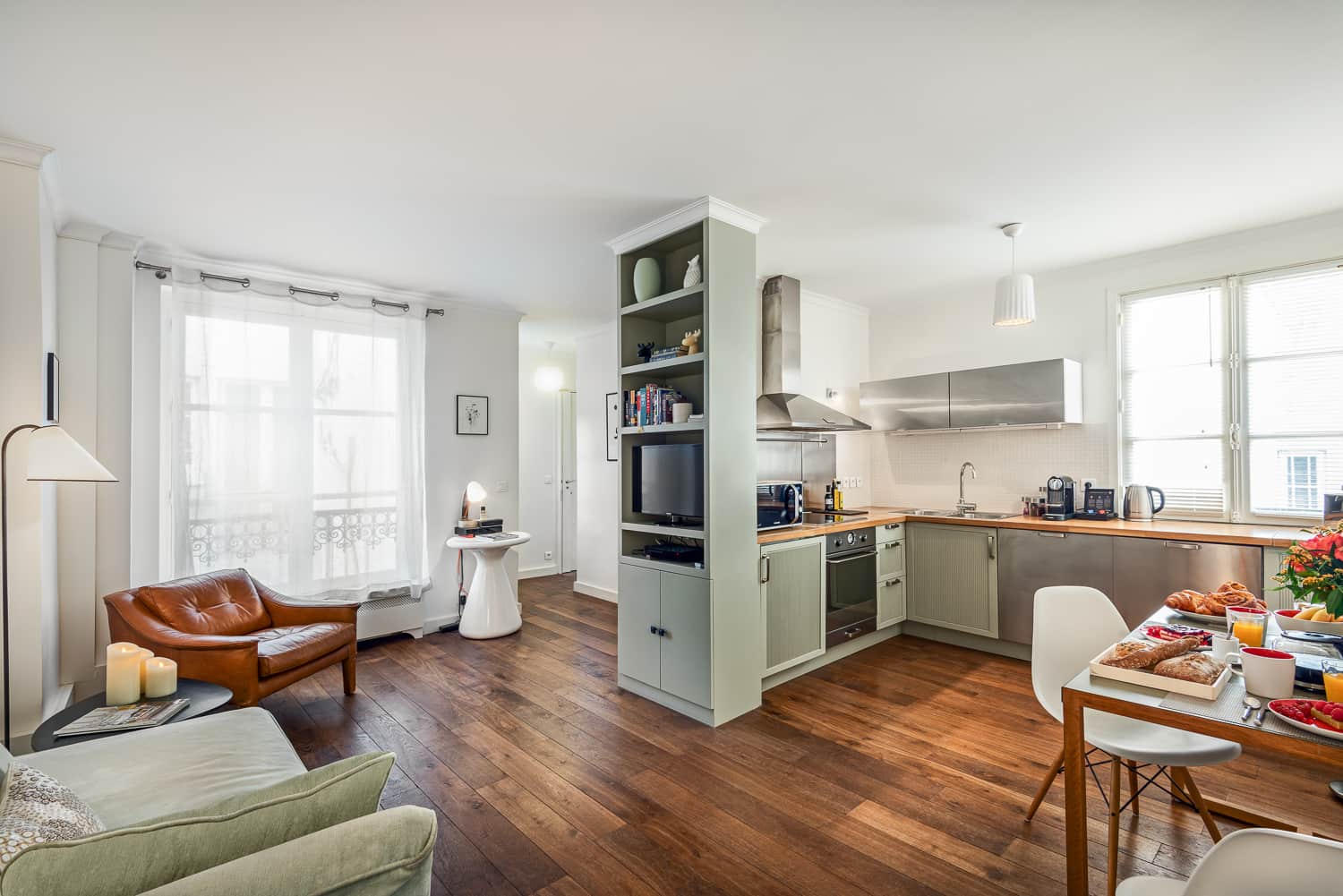 Le Saint-Germain 1 bedroom salon