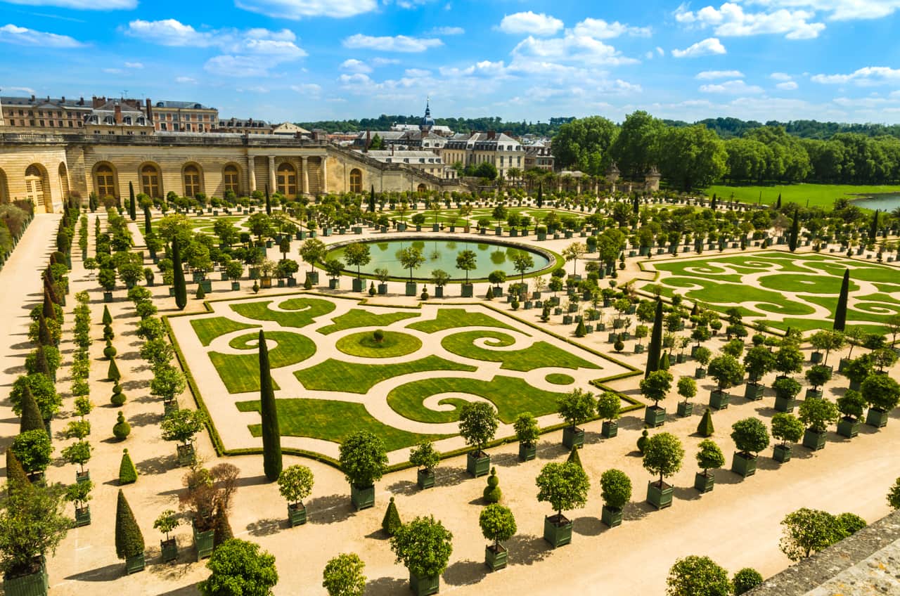 Les tendances 2025 des séjours haut de gamme : du palace à la villa privée