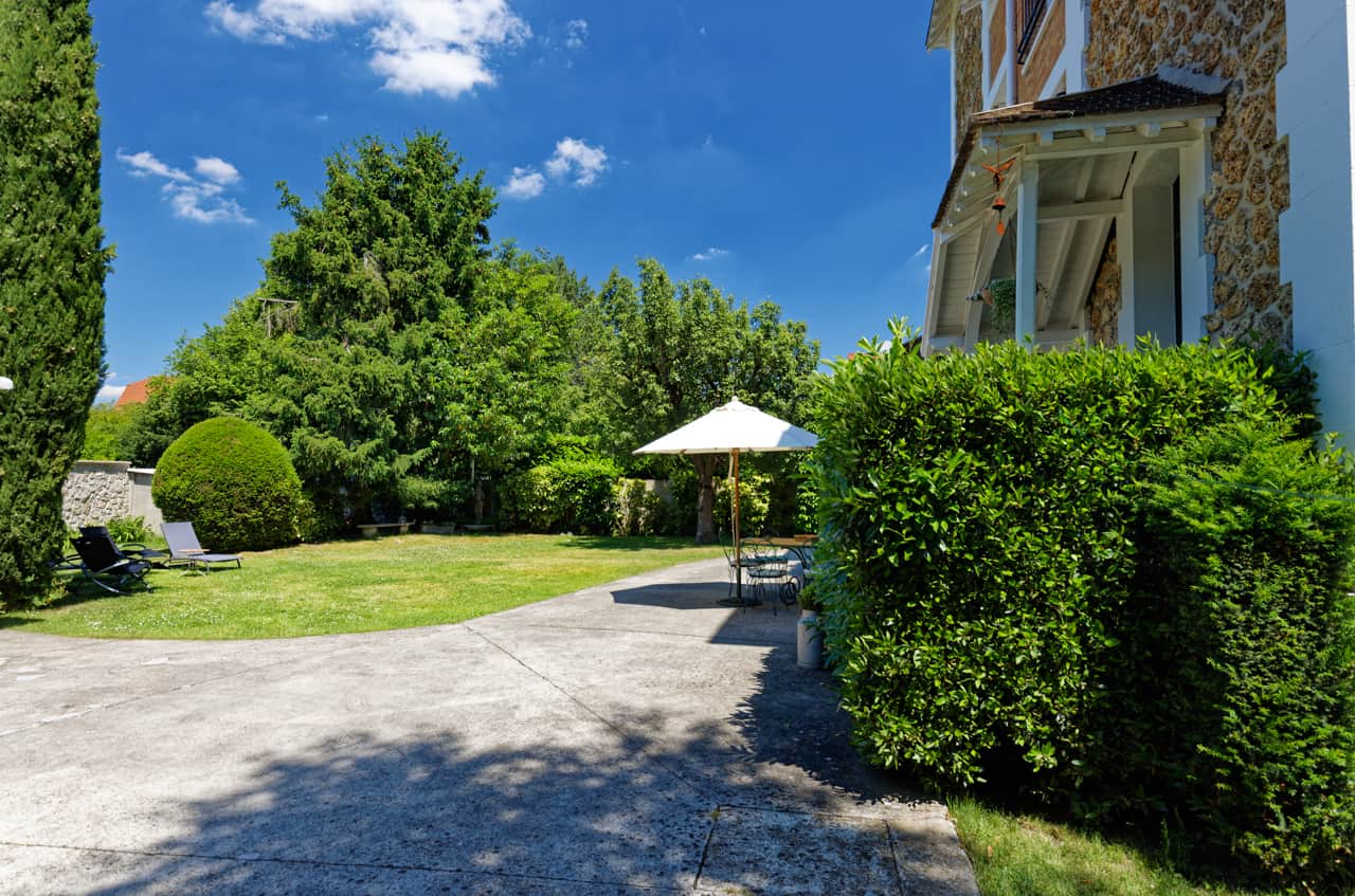 La Villa la Celle extérieur jardin