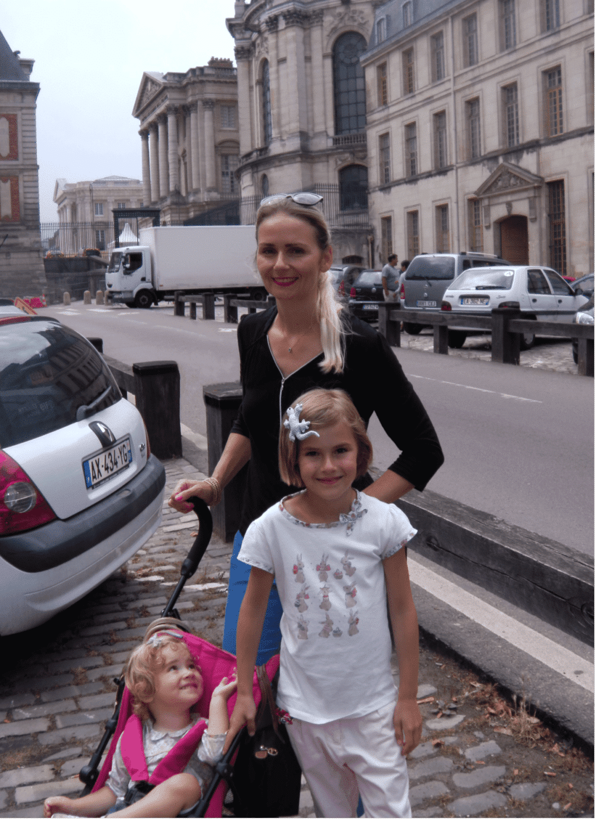 Katia Lobato avec ses filles