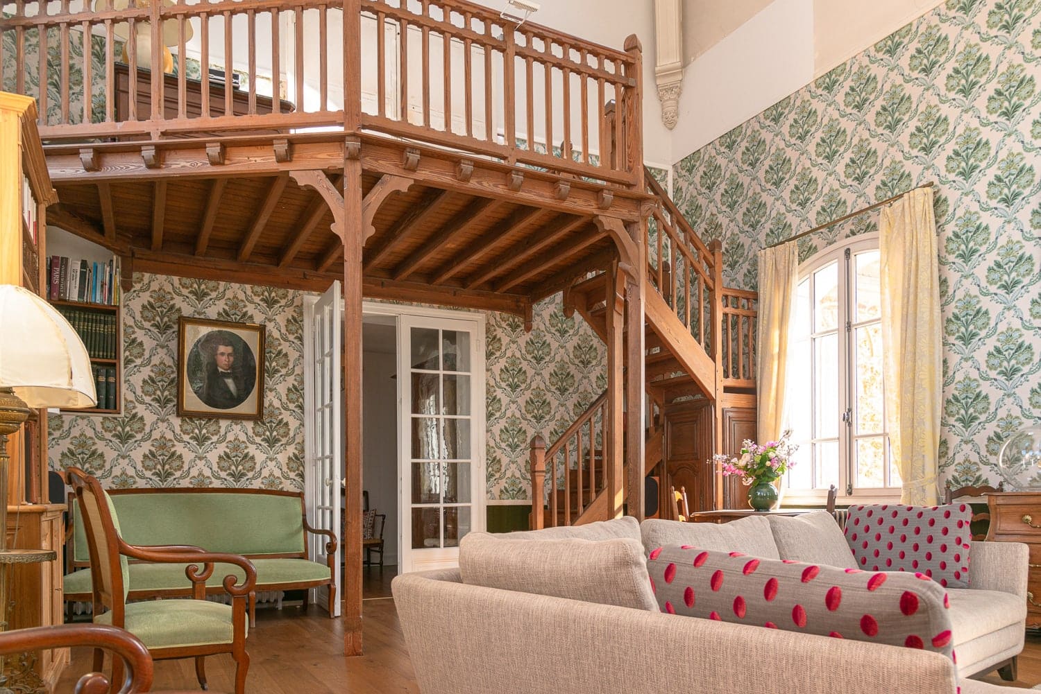 Villa Marie-Antoinette escalier