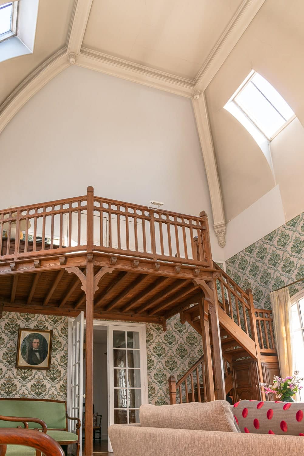 Villa Marie-Antoinette vue escalier