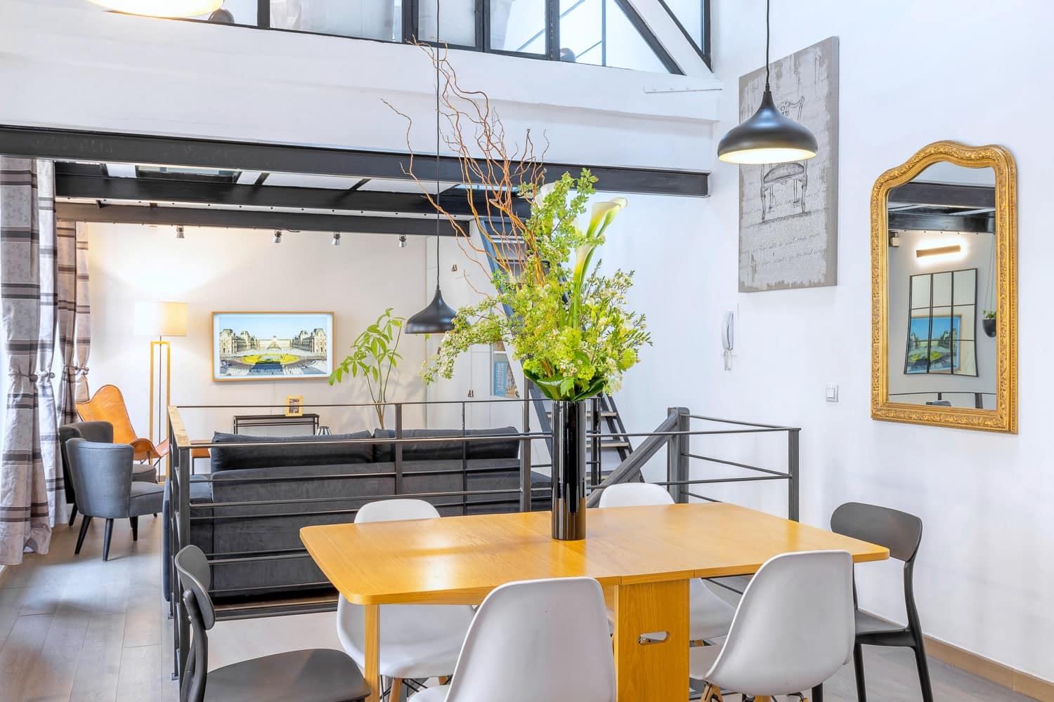 Le Loft living room
