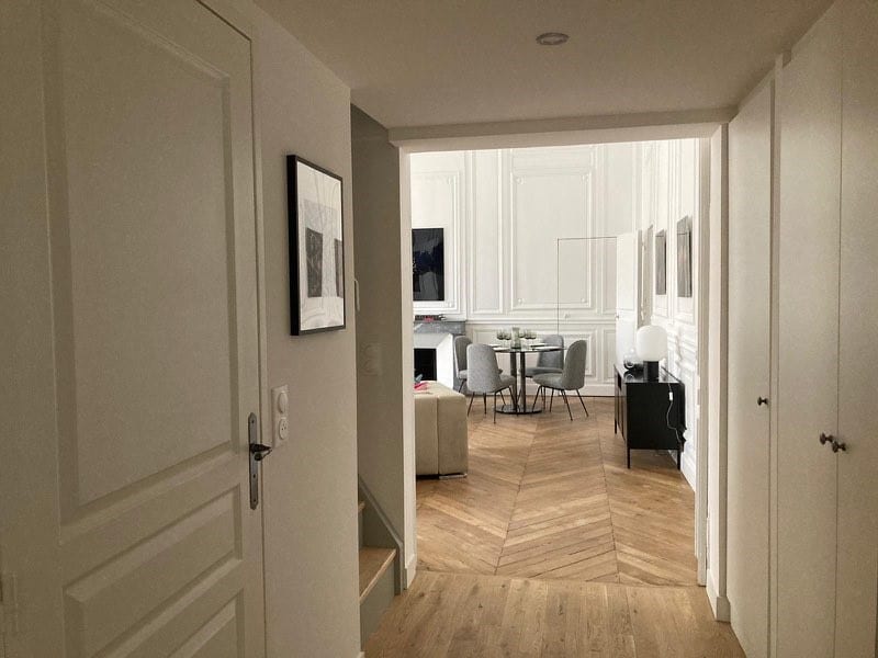 entree d'un Appartements meublés haut de gamme Versailles