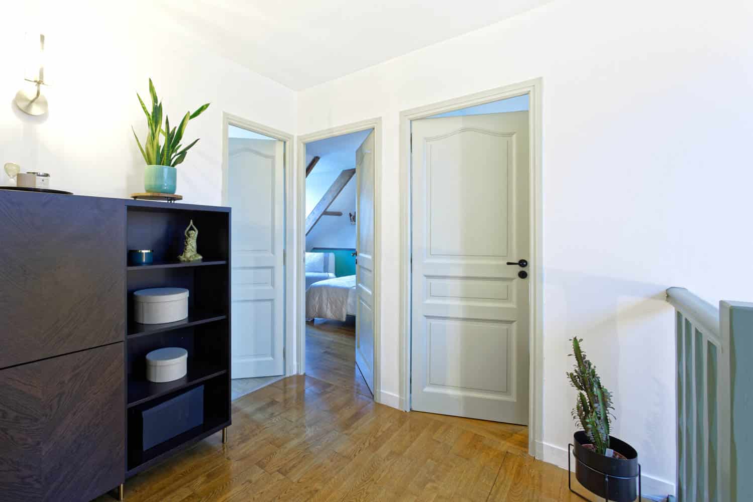 couloir d'une maison en location saisonniere