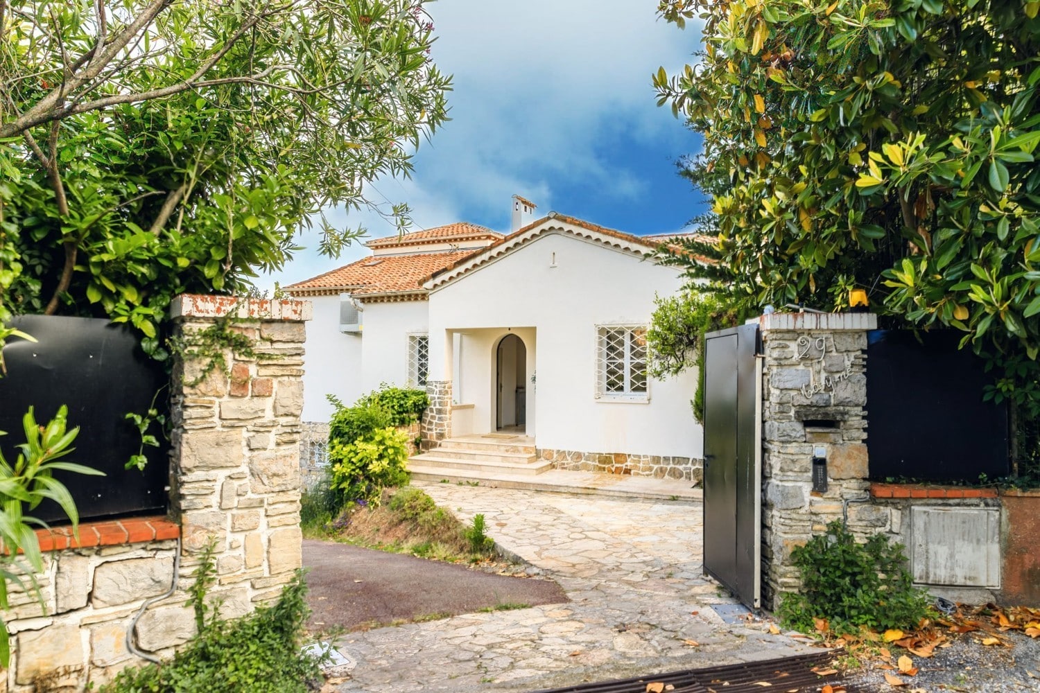 maison sur la cotes d'azur à louer