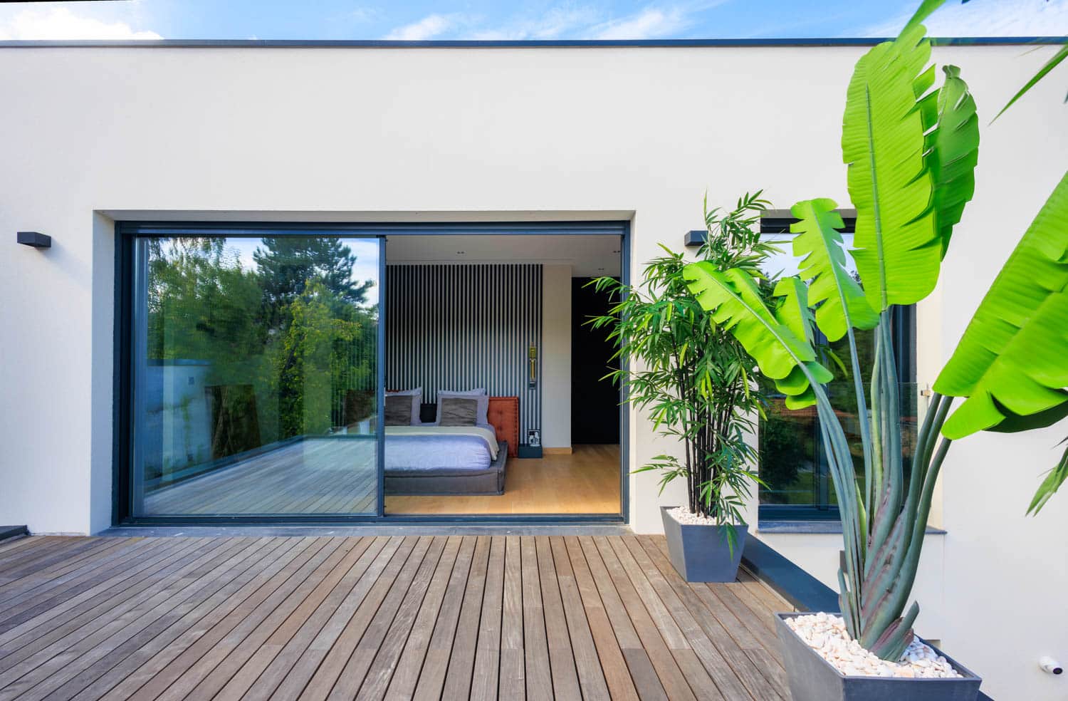 terrasse d'une suite parentale en Service de conciergerie à Versailles