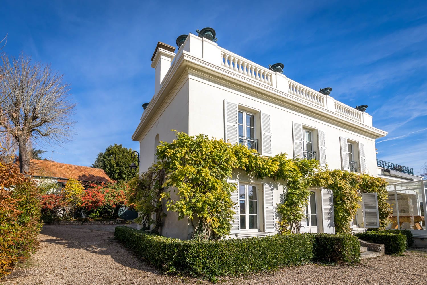 maison avec veranda en Conciergerie airbnb versailles