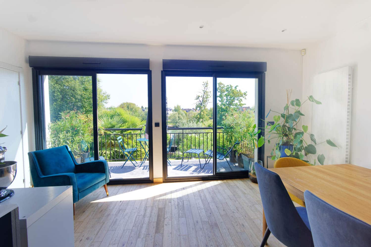 maison avec balcon en Conciergerie airbnb versailles