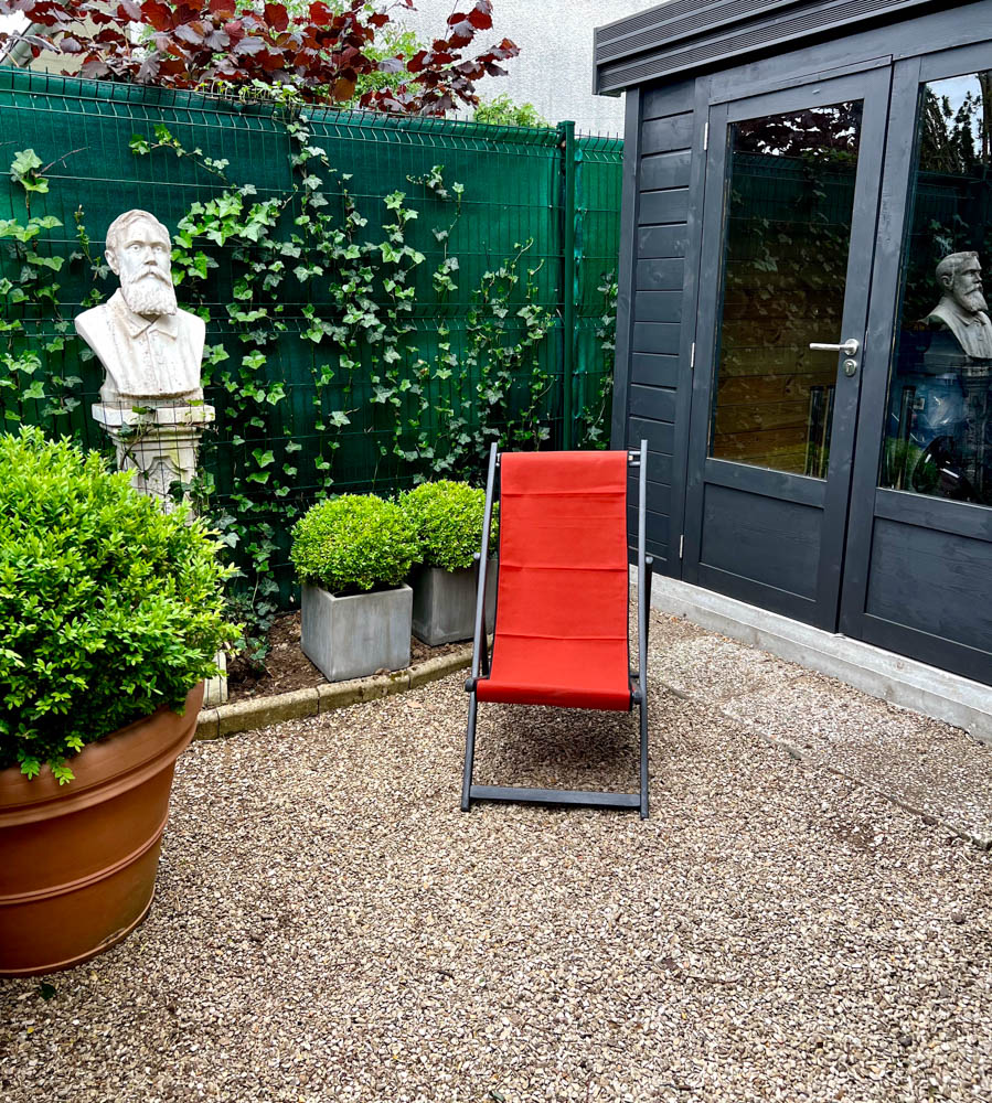 extérieur d'une maison d'architecte en location sur versailles