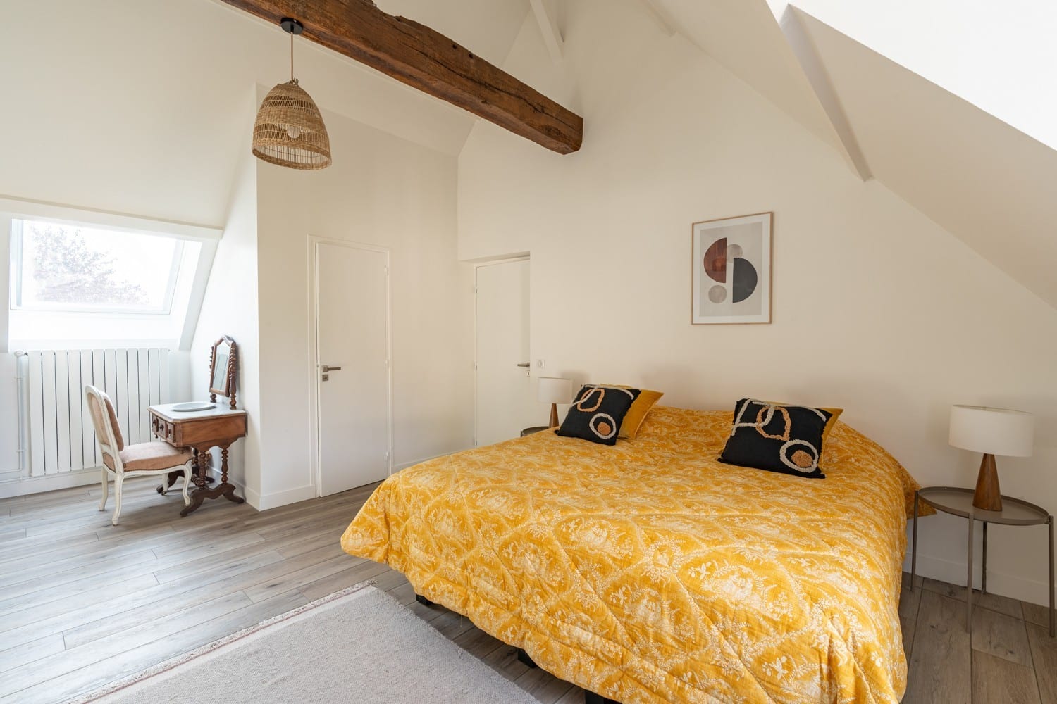 chambre sous toit à versailles à louer