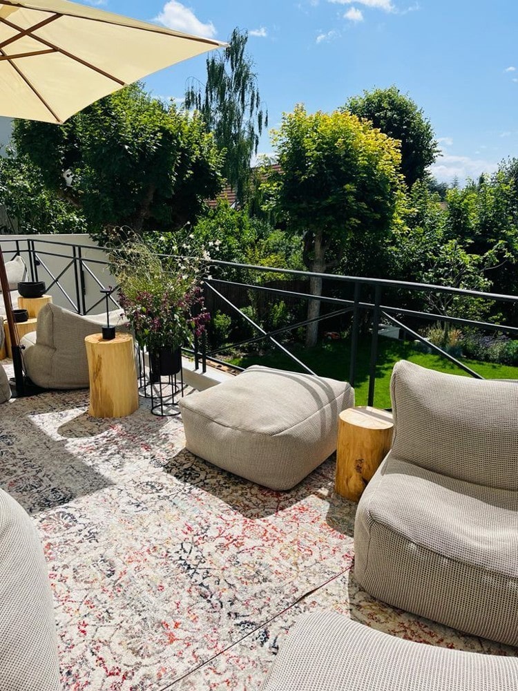 bel exterieur pour une maison en location courte durée sur versailles