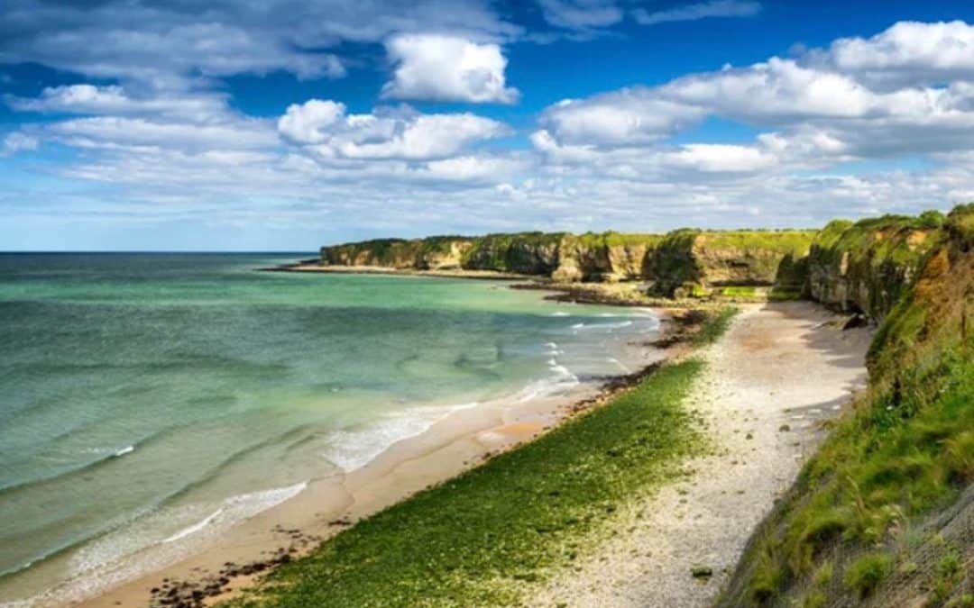 Un Voyage Envoûtant le Long des Rivages Normands : À la Découverte des Plus Belles Plages de la Région