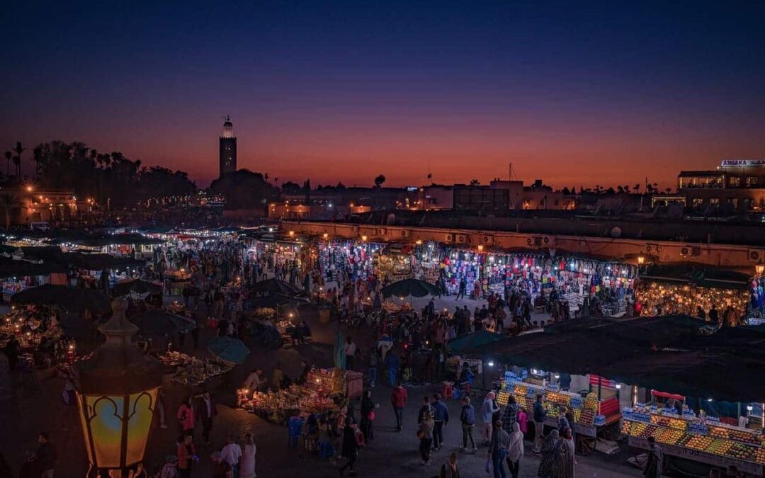 Marrakech après le coucher du soleil : vie nocturne, promenades en soirée et bars secrets