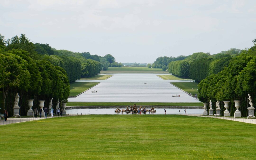 Les balades méditatives dans les jardins de Versailles : une expérience unique   